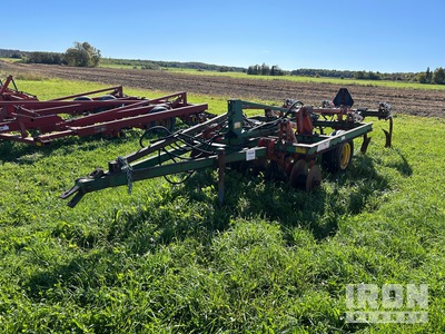 Glencoe 77 in Pin Hitch 8 Shank 20" Flat Disc On The Front Ripper