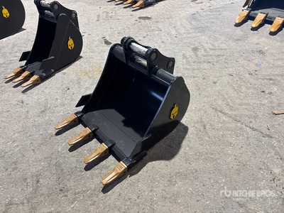 Dynamic Entities 24 in Digging Excavator Bucket - Fits Cat 303, 303.5, 304 Case, New Holland, Kobelco SK35 Deere/Hitachi 35D/G