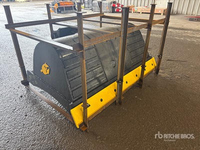 Dynamic Entities 72 in Tilting Excavator Bucket - Fits Cat 320/321/323, Hyundai R210 Komatsu PC200/220, Deere 160/200/225 Kobelco SK210, Case 210/225, Doosan DX225