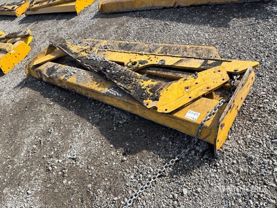 Articulated Dump Truck Tailgate