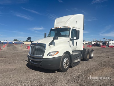 2021 International LT625 6x4 تراكتور شاحنة نهارية (ثنائية المحور)