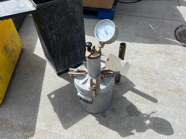 Concrete Specialties Press-Ur-Meter Concrete Pressure Meter