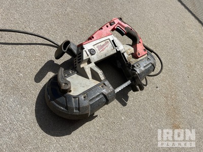 Milwaukee Deep Cut Band Saw