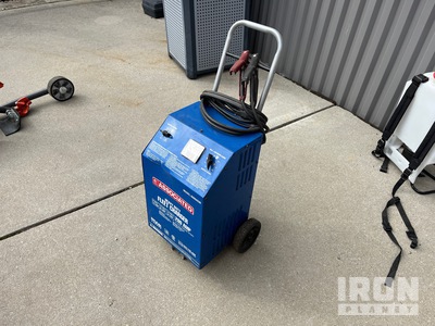 Associated 6006AGM 6/12/24 Volt Batterij oplader
