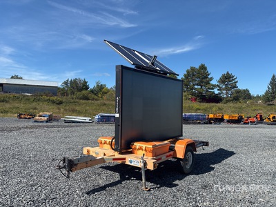 2012 Solar Tech Silent Messenger Tablero de publicaciones