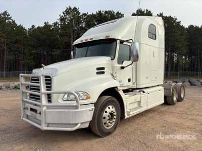 2014 Mack CXU613 6x4 Cabeza Tractora Cabina Dormitorio