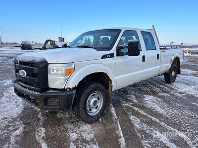 2011 Ford F-350 XL 4x4 Crew Cab Pickup