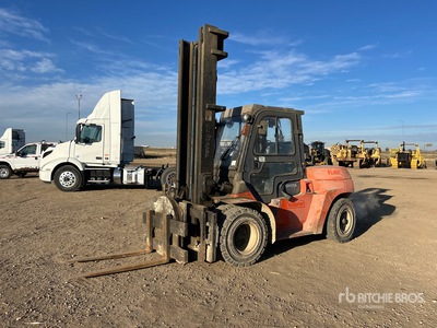 2012 Toyota 7FGU70 10000 lb Pneumatic Tire Carrelli Elevatori
