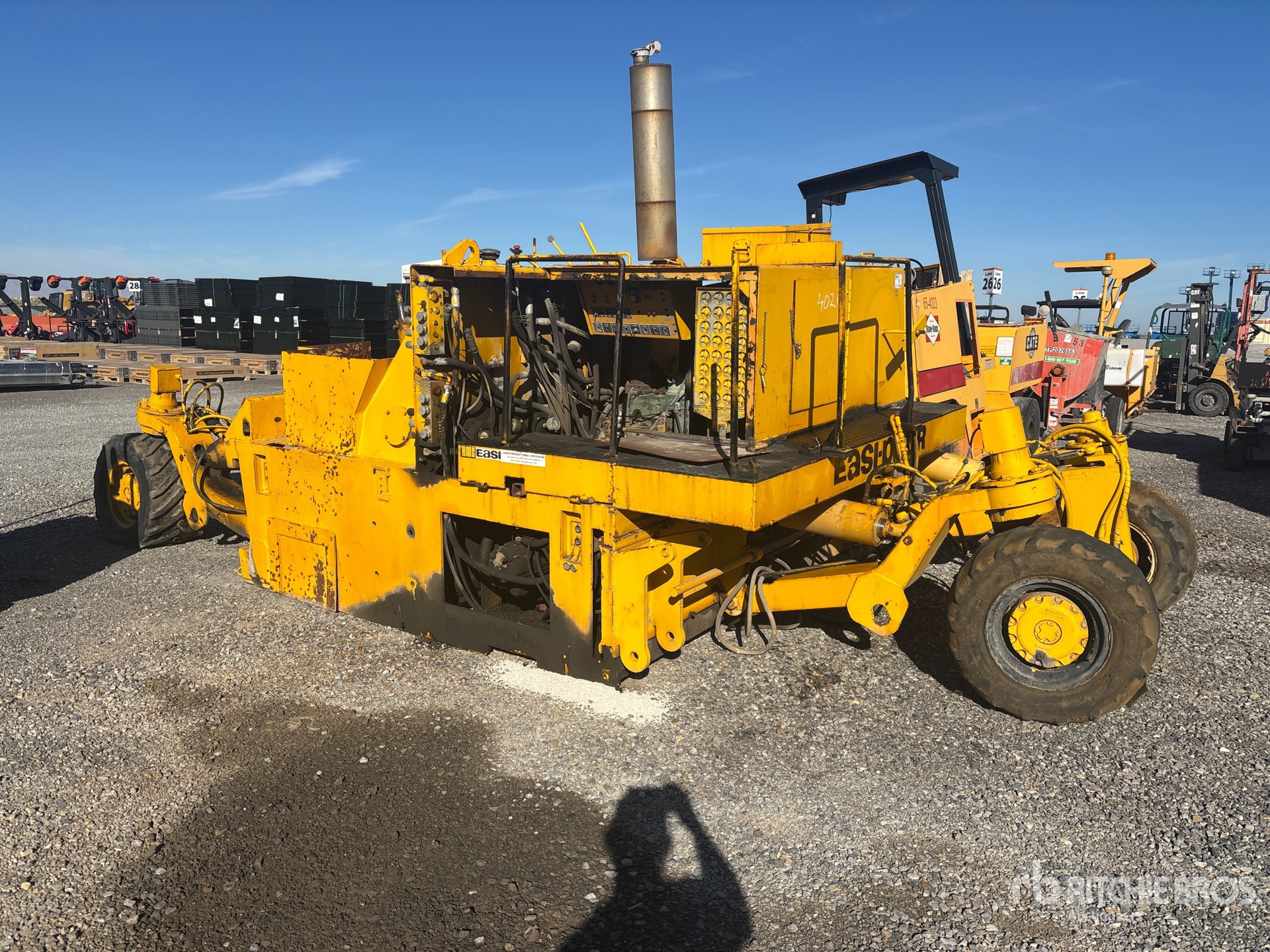 Easi-Pour TP880SV Curb and Gutter Machine (Inoperable)