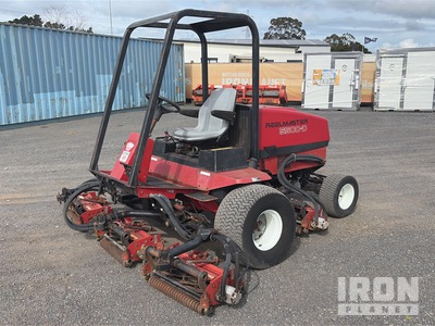 2000 Toro 5500D 4x2 Ride-On Fairway Kosiarka do trawy