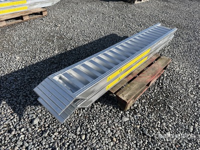 2025 6 Ton Aluminium Loading Ramps (Unused)