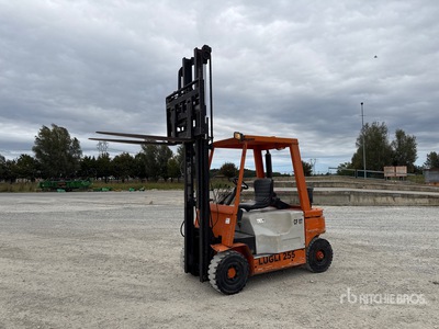 Lugli M1255 2500 kg Carretilla Elevadora