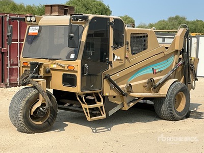 2013 Sherrington 5500 Ride-On Beach Cleaner