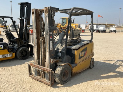 2016 Cat EP25N 2.5 ton Electric Forklift