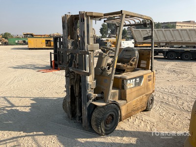 2013 Cat EP25K-PAC 2.5 ton Electric Forklift