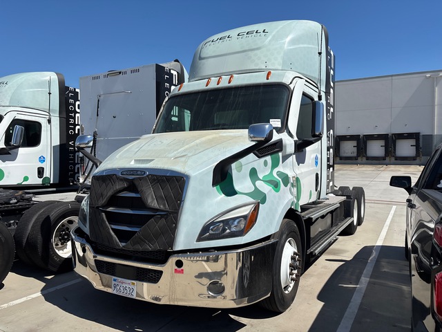 2024 Freightliner Cascadia 116 Electric 6x4 T/A Day Cab Truck Tractor