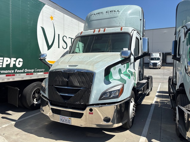 2024 Freightliner Cascadia 116 Electric 6x4 T/A Day Cab Truck Tractor
