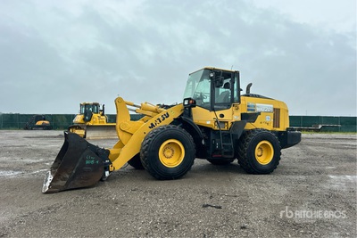 2017 Komatsu WA320-8 Wheel Loader