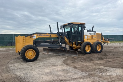 2015 John Deere 672GP AWD Motor Grader