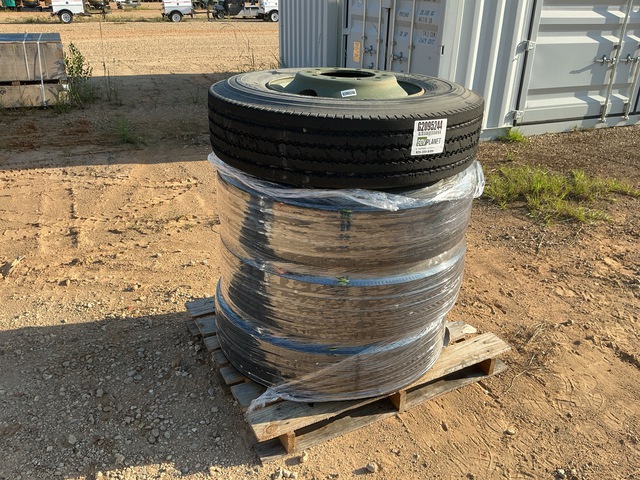 (4) Michelin 11R22.5 Tires w/Wheels