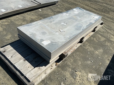 (121) 8' X 3' Metal Plates