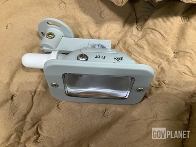 (2) Honeywell 15-0086-7 Wheel Well Lights