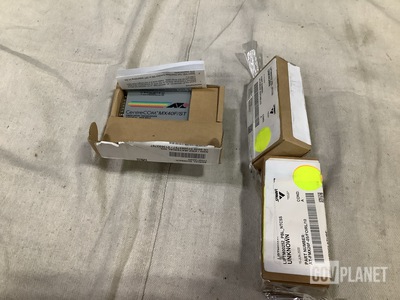 (49) Allied Telesis CentreCOM MX40F/ST Fiber Optic Transceivers