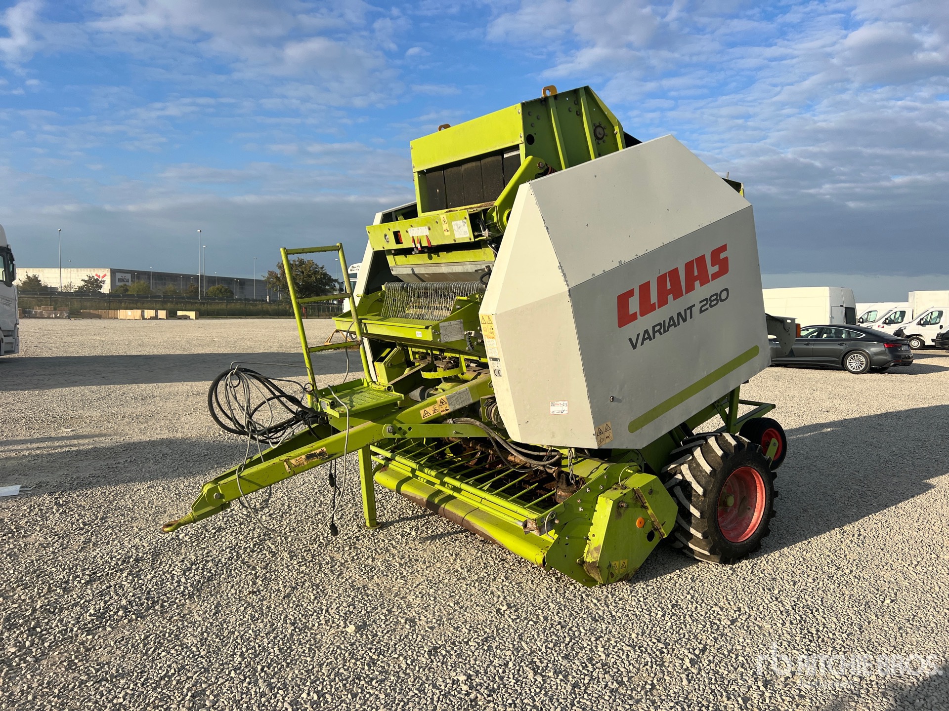 2005 Claas VARIANT 280 Round Baler
