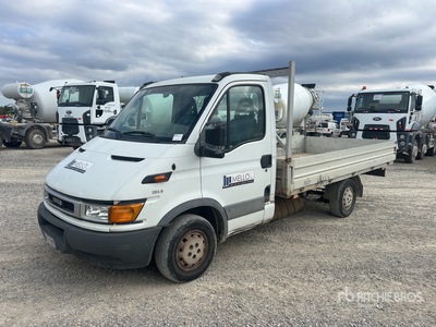 2002 Iveco 29L9 Camion à Plateau