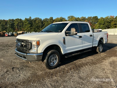 2022 Ford F-250 XL 4x4 Crew Cab Pickup
