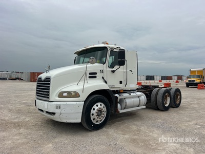 2007 Mack CXP613 6x4 Ciągnik siodłowy T/A z kabiną dzienną