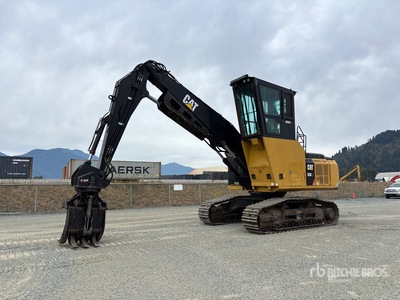 Cat 558 Short Wood Ładowarka do kłód