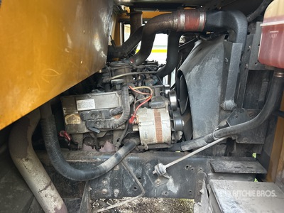 2003 International RE3000 4x2 40-Seat School Bus