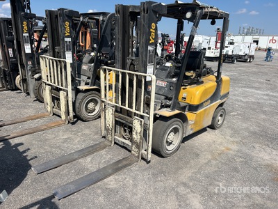 2020 Yale GLP060MXNEA087 5700 lb Pneumatic Tire Wózek widłowy