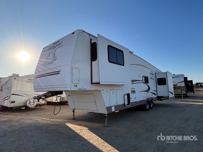 2004 Fleetwood Prowler 38 ft T/A Przyczepa kempingowa