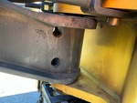 Chassis with Clavijas centrales de articulación