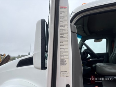 2020 Kenworth T880 6x4 T/A Day Cab Truck Tractor