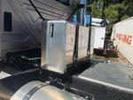 Underbody with Hydraulic Tank