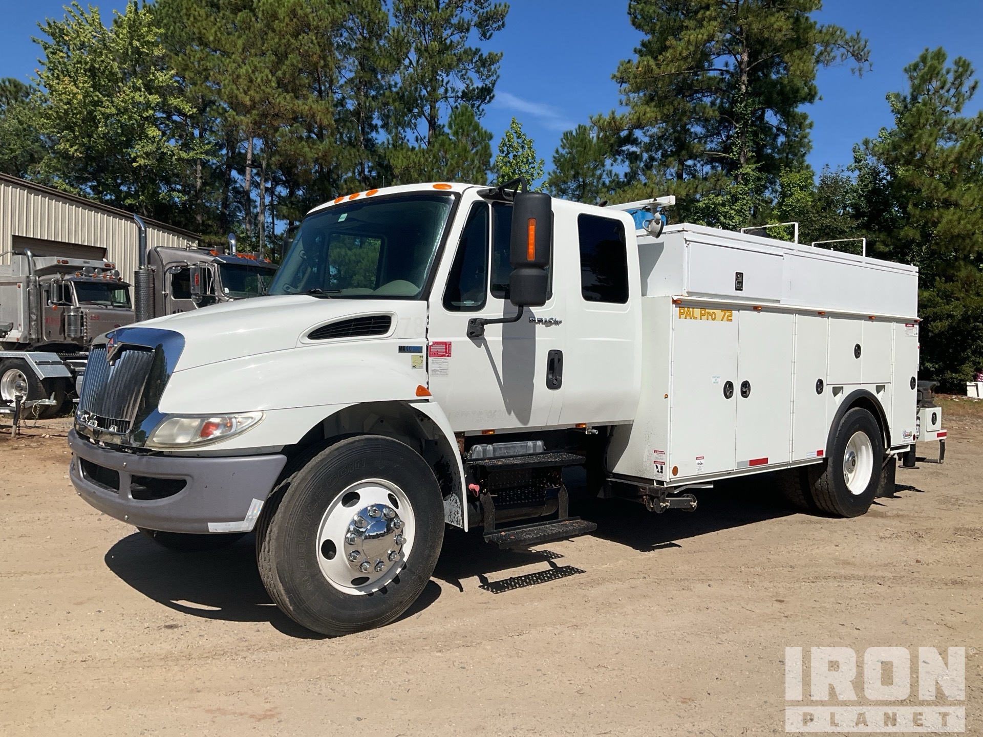 2012 International Durastar 4300 4x2 Service Truck
