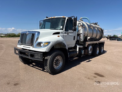 2006 International 7600 8x4 Vacuum Excavator Truck