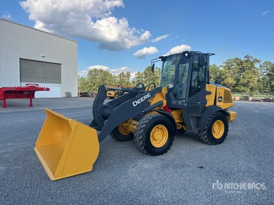 2024 John Deere 324 P-Tier Pala Cargadora