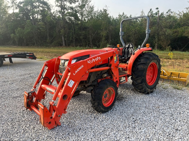2021 Kubota MX5400HST 4WD Utility Tractor (Inoperable)