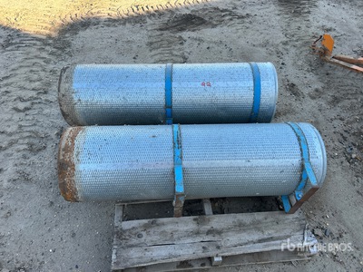 Quantity of (2) 4 ft Aeration Ducting Pièces diverses
