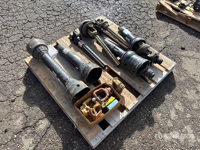 Quantity of (4) Assorted PTO Pièces diverses