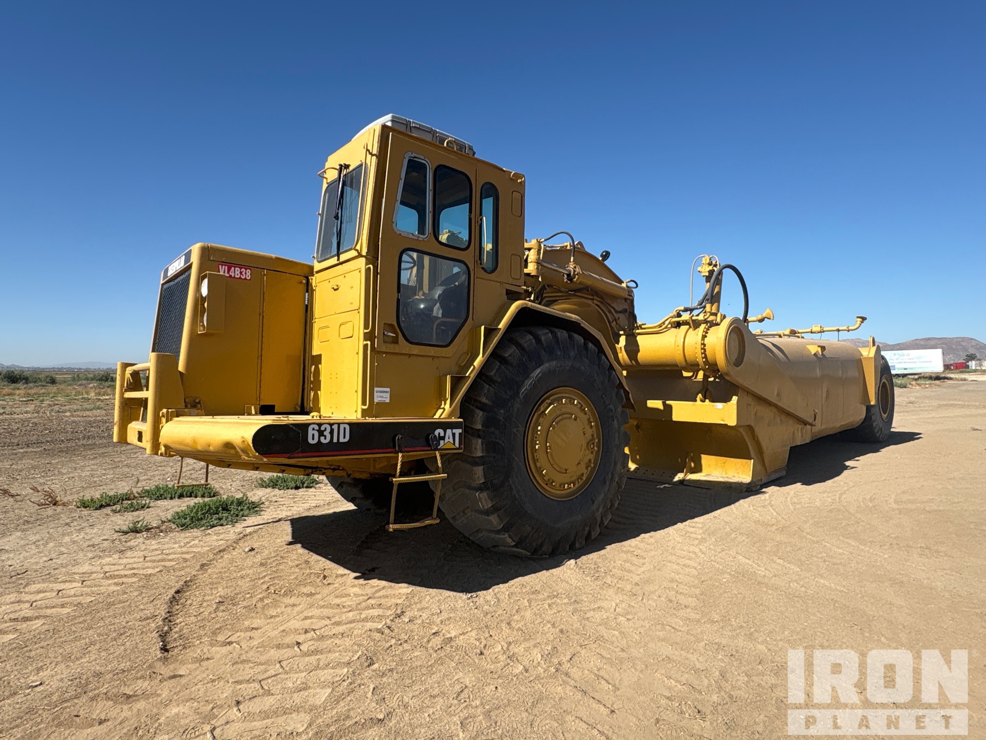 Cat 631D 10000 gal 10,000 Gallon عربة مياه