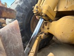 Hydraulics with Blade Lift Cylinders