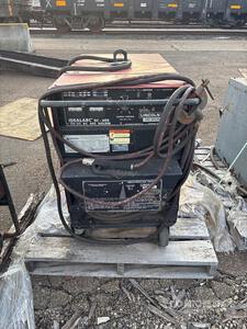 Lincoln Idealarc DC-600 を見 Welder - Electric