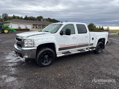 2007 GMC Sierra 2500HD 4x4 Crew Cab Pickup