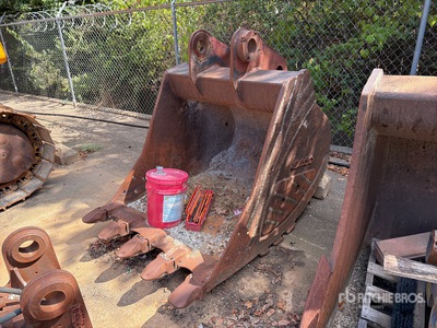 Esco 48 in Excavator Bucket - Fits Link Belt 240LX / 3400Q