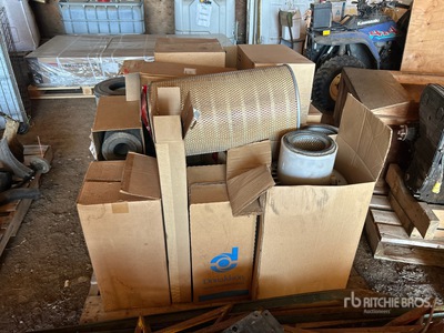 Quantity of Assorted Filters Pièces diverses